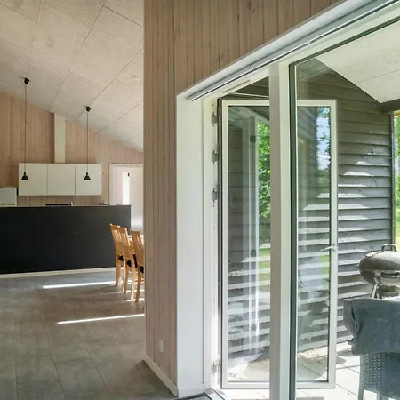 Dorreth - 3-2km From The Sea By Interhome