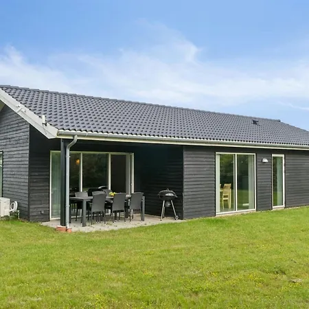 펜션 Dorreth - 3-2km From The Sea By Interhome *